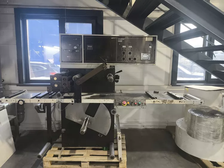 Arpeco Tracker Premier 330 330 mm