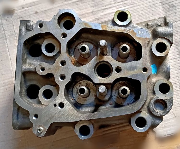 60 Iveco || Unused/New Iveco 98482050 Cylinder Heads for Iveco 8281SRM70 and 8281SM32 Engines ||