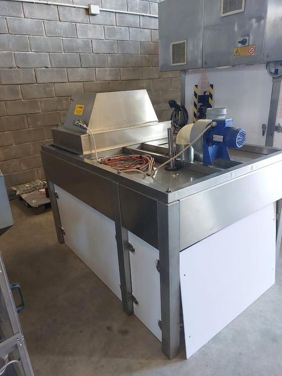 Bertolaso Capping Machine