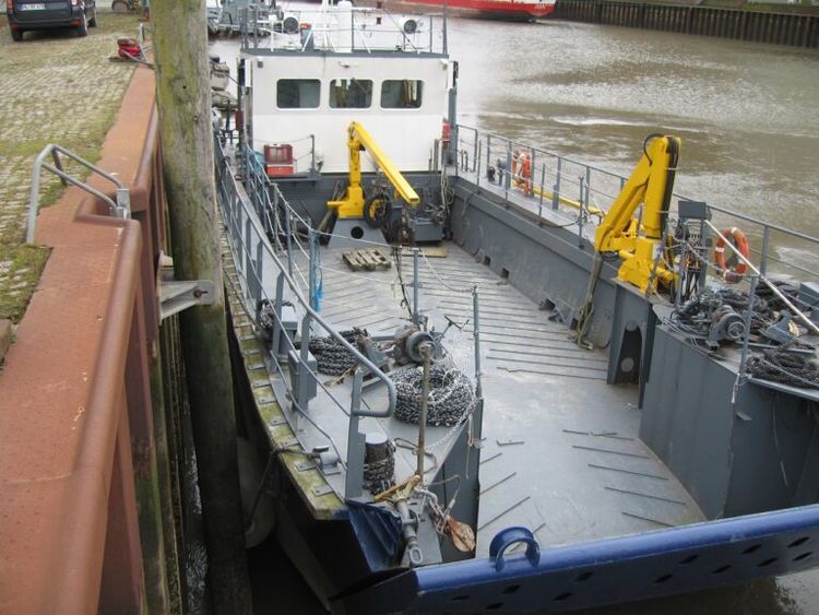 LANDINGCRAFT / WORKBOAT Gross Tonnage 100