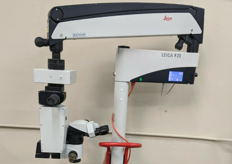 Leica M620 F20 Surgical Microscope
