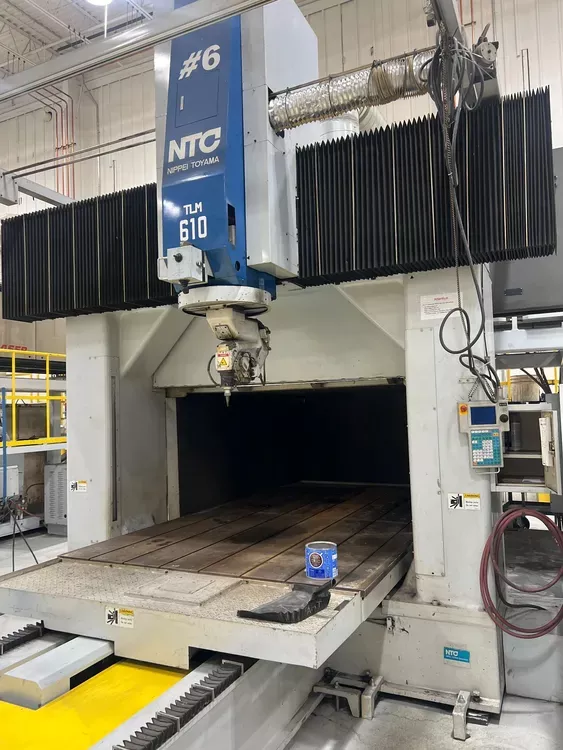 Komatsu NTC TLM-610CWST CNC (TDLC-04R CNC CONTROL)