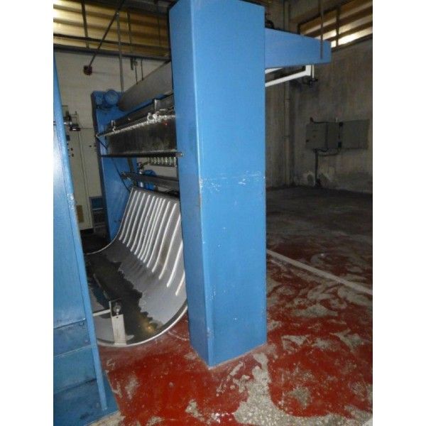 Others J box spray