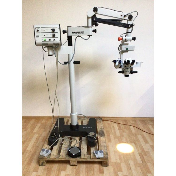 Leica Wild MSC 690 Surgical Microscope