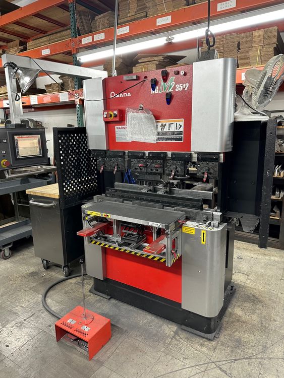 Amada RG M2-3512