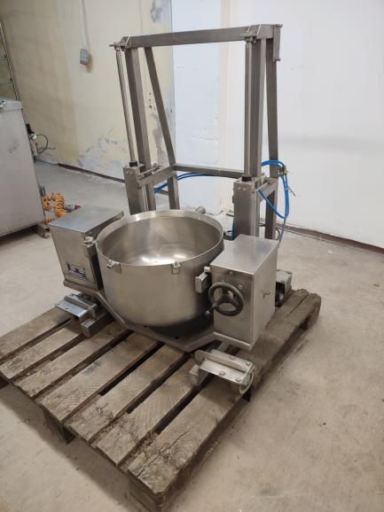 RTL 1804/HL Cooking vessel with lift