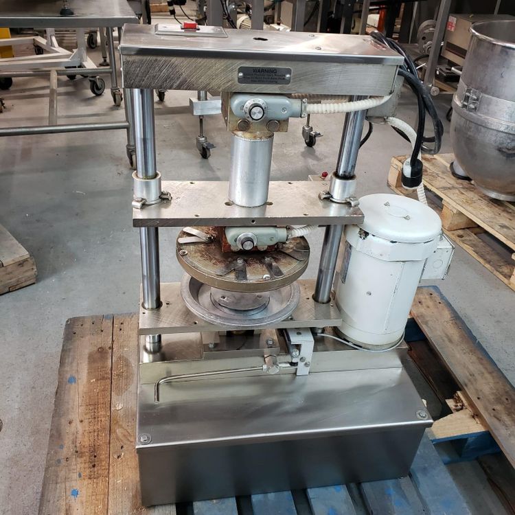 Comtec 2200, PREES FLEXIBLE SEMIAUTOMATIC DOUGH FORMING PRESSES