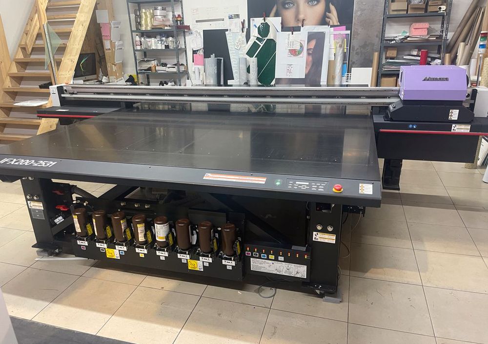 Mimaki JFX200 2531 TBE 300x250cm