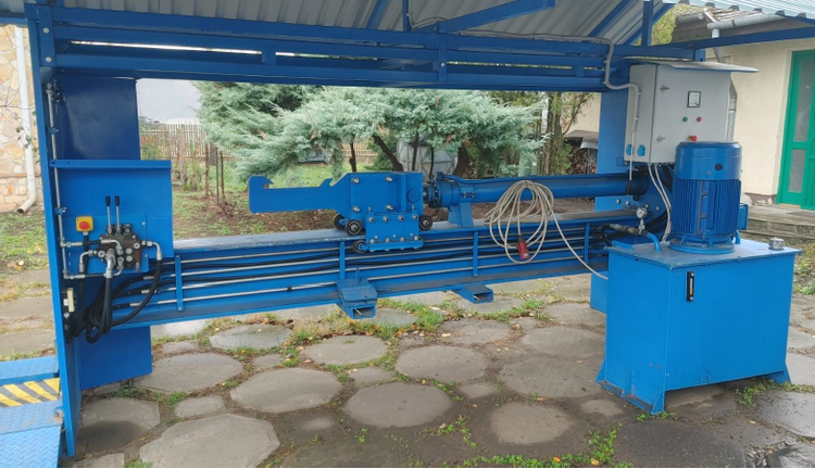 Tyre steel bead remover (de-beader)