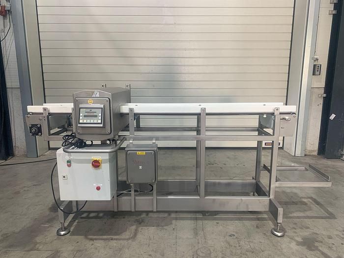 Safeline Metal detector