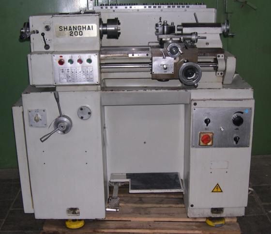 Engine Lathe 3500 Rpm CORTINI 200