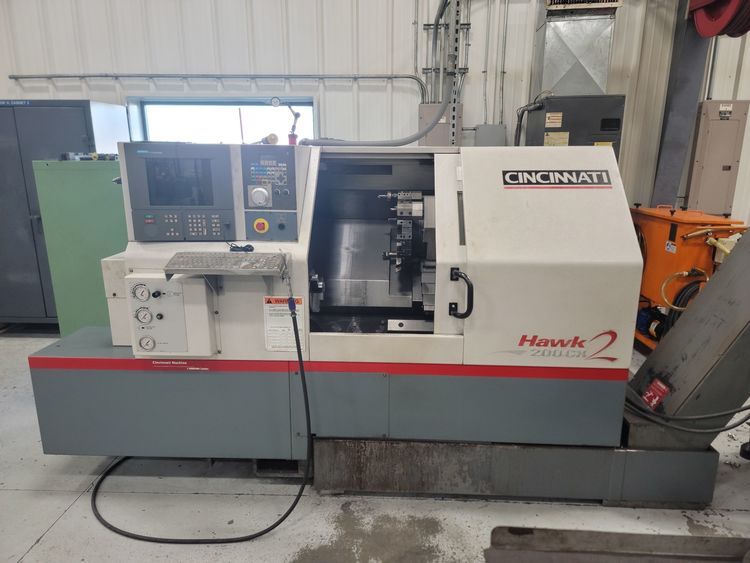 Cincinnati Milacron CNC (Siemens Acramatic 2100Di) 4,500 RPM HAWK 200 2-axis CNC lathe