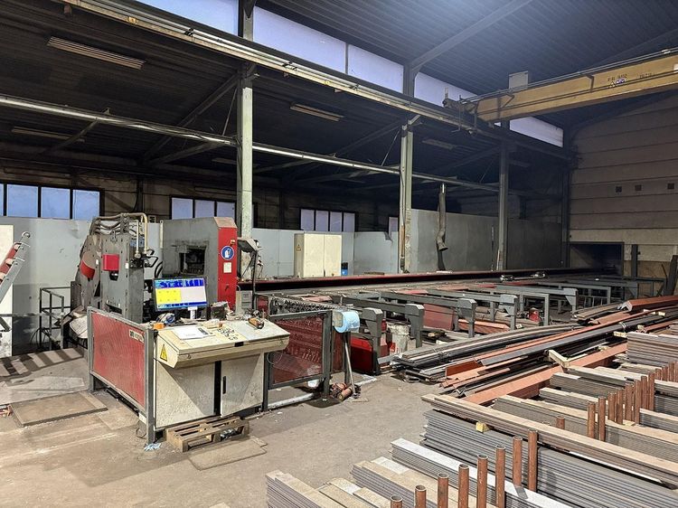 Voortman V550A 220 tons