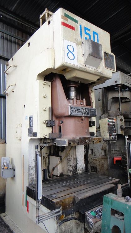 Amada stamping machine 150 ton