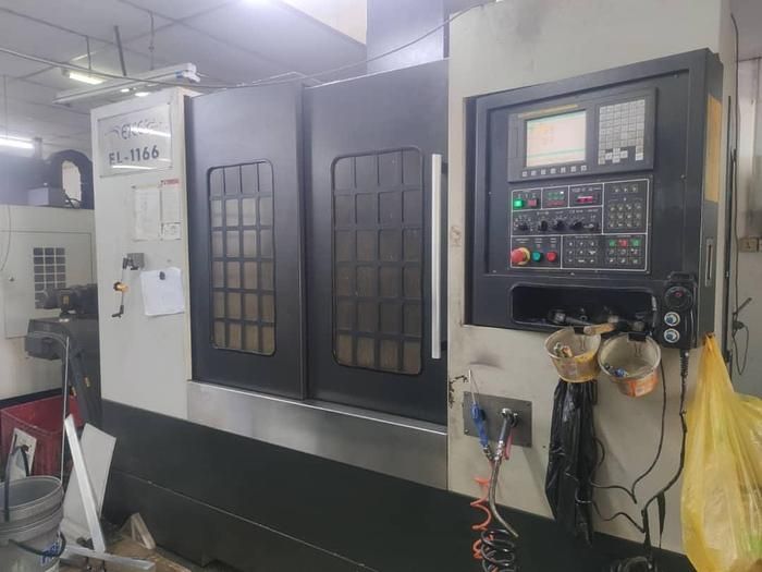 ETEC 1166 Vertical Machining Center 3 Axis