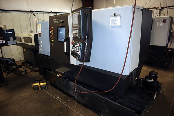 Doosan Fanuc i Series 6000 RPM Lynx 2100 LSMB 2 Axis