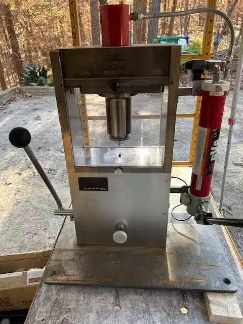 Natoli RD-10A Benchtop Single Punch Tablet Press