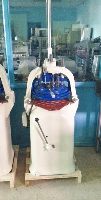 SEMI AUTOMATIC DOUGH DIVIDER ROUNDER