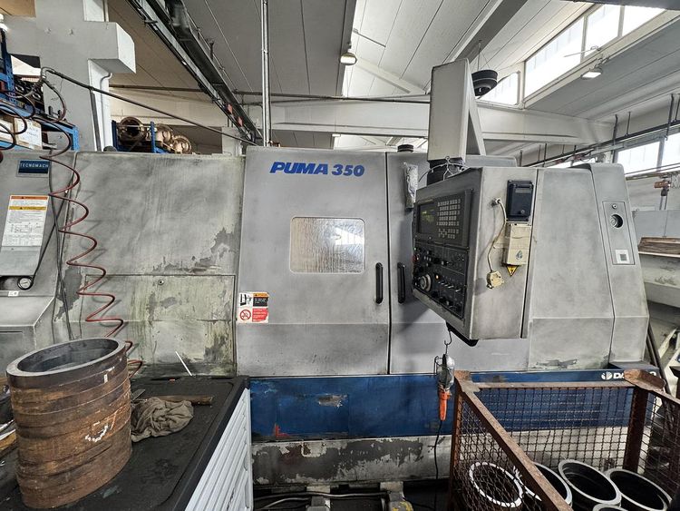 Daewoo FANUC 18-T Variable Speed PUMA 350 B 2 Axis