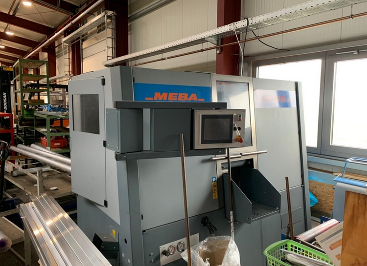 Meba VOLLAUTOMAT MEBAmat 330 Fully automatic band saws with two-column guide for series cuts in particular CNC Control