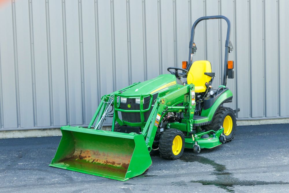 John Deere 1025R Tractor