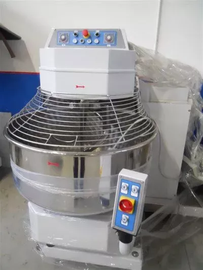250 kg self-tipping  mixer