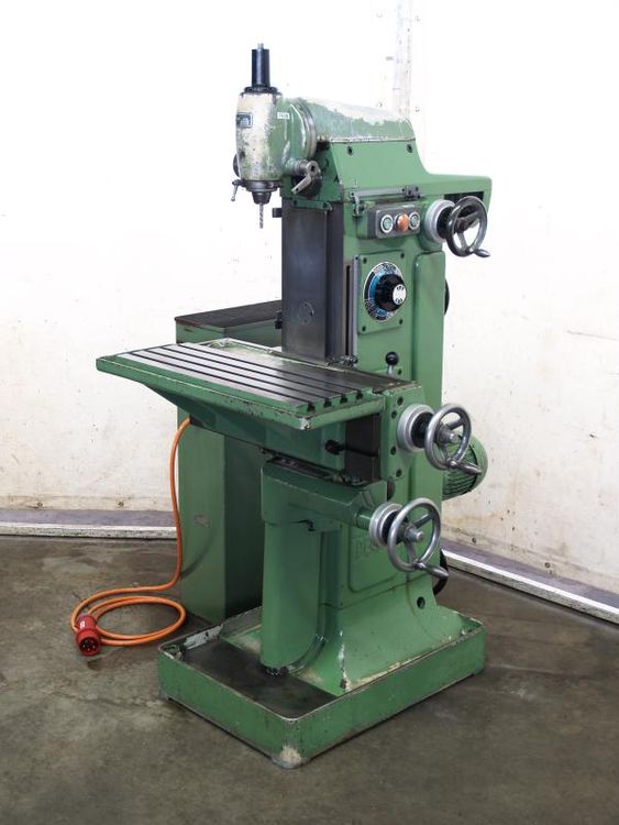 Deckel FP 1 Vertical 2000 rpm (16 steps)