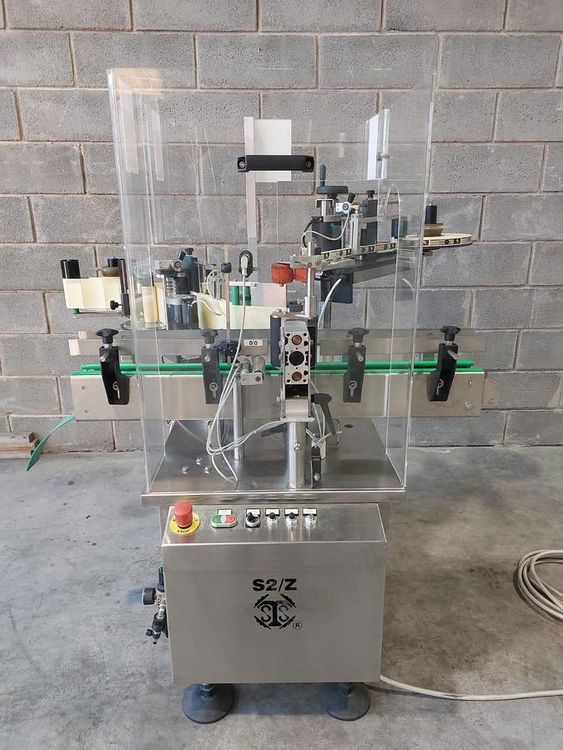 STS Labeling Machine