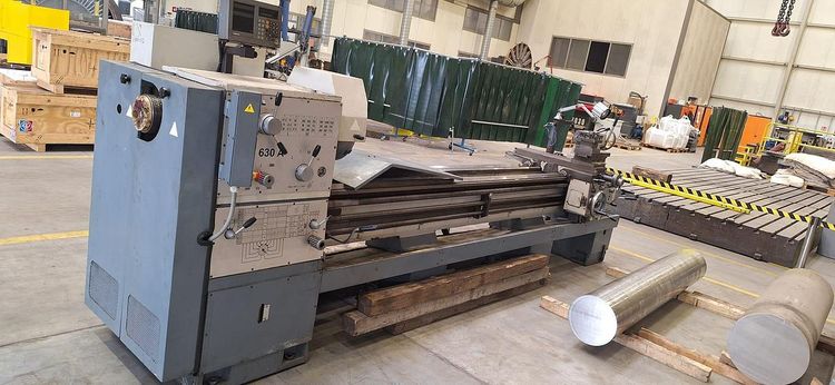 Ponar Engine Lathe Variable TUR 630A × 3000