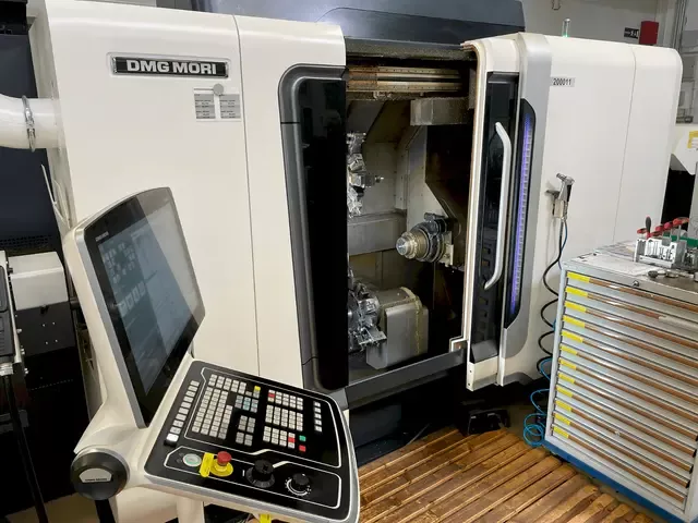 DMG DMG MORI Sprint 50 2T 9 Axis