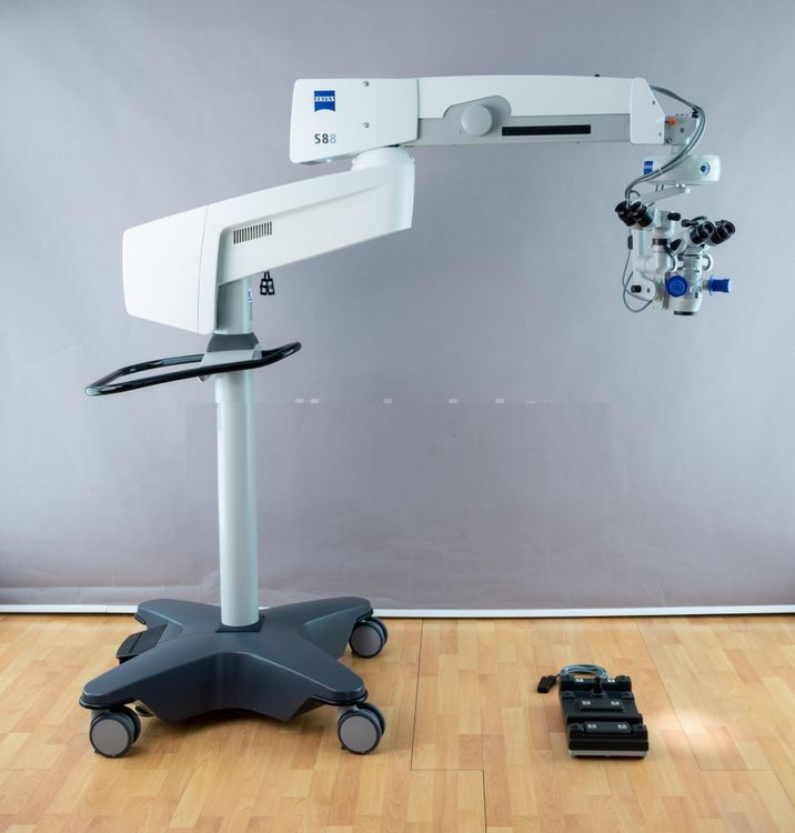 ZEISS OPMI Visu 160 S88 Ophthalmic Operating Microscope