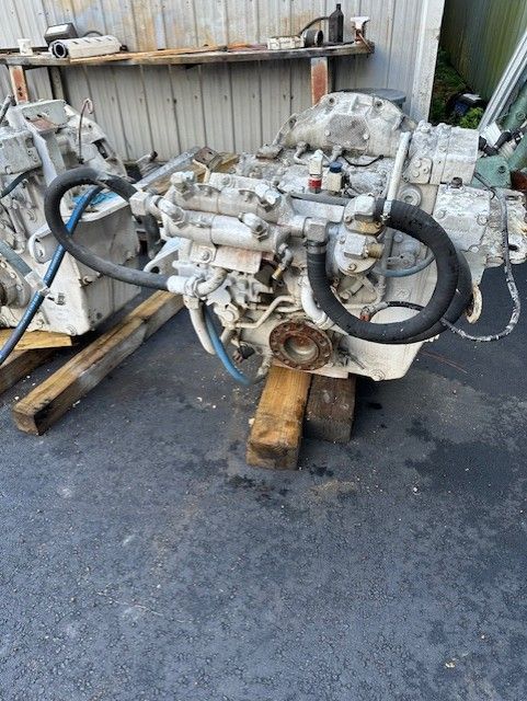 2 ZF Marine 1950 Marine Transmission