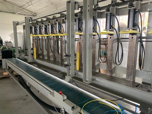 Hess Automatic press for floors