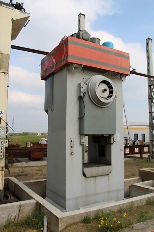 Smeral LKM 1000 ton