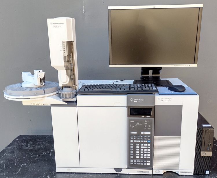 Agilent 7890B GC Gas Chromatograph with 220 Ion Trap GC/MS