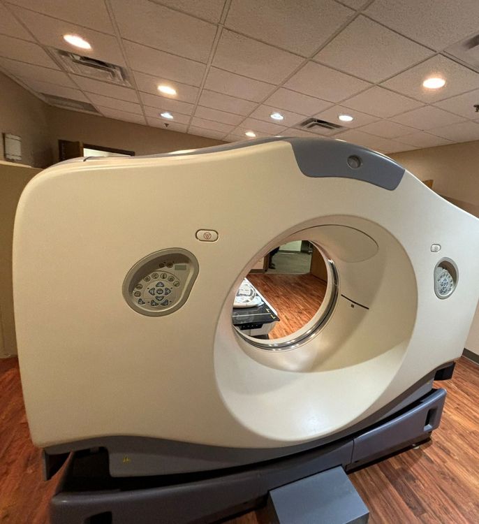 GE LightSpeed RT 16 CT Scanner