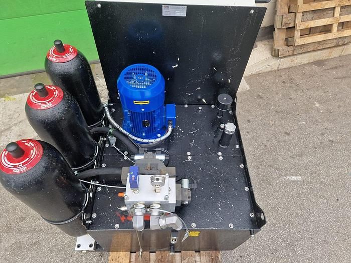 BD plast SEMI-AUTOMATIC SCREENCHANGER  type BDO 400