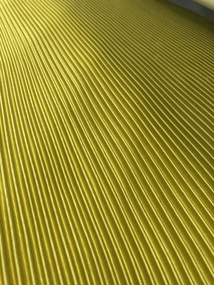 PleatOne pleating machine for Crystal pleats