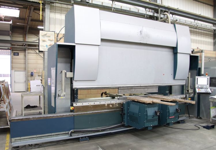 Salvagnini B2 200-4250 200 T