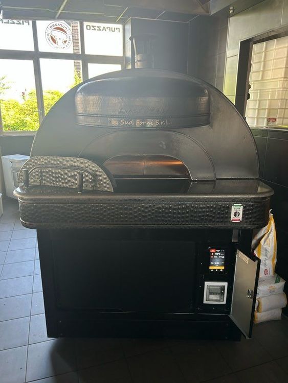 Opale Mini Black Boulder Neapolitan Oven
