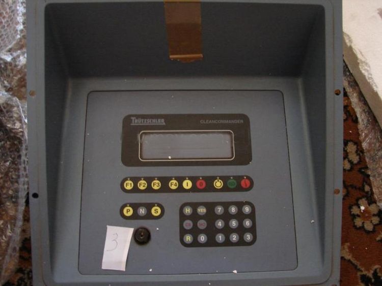 2 Trützschler BCL 2A picker control panel