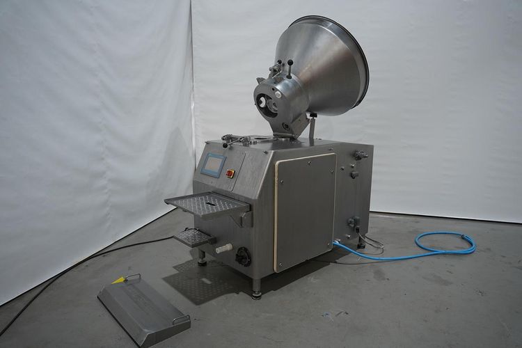 Karl Schnell 576-SE Vacum machine