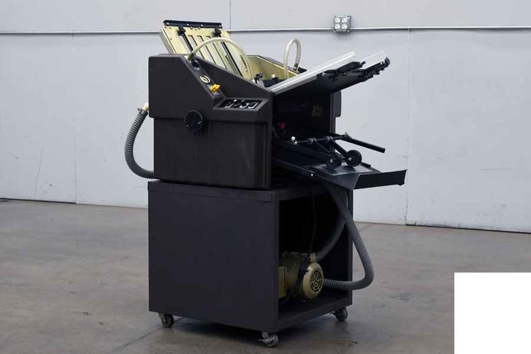 AB Dick 87, Vacuum Feed Paper Folder