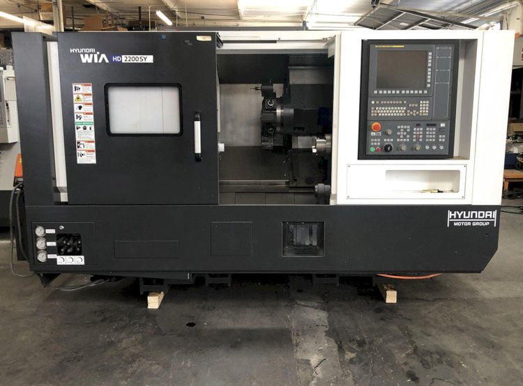 Hyundai Fanuc i Series 4,000 rpm HD2200SY 3 Axis