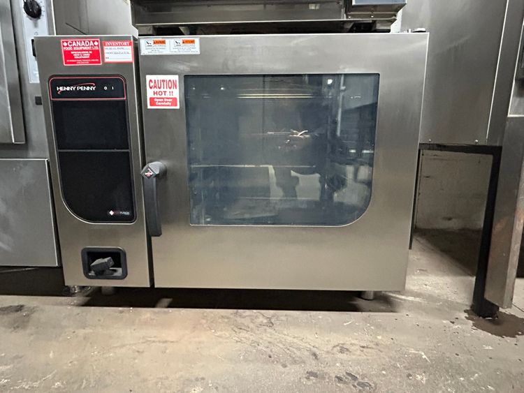 Henny Penny FPE-FPG-615 Combi Oven