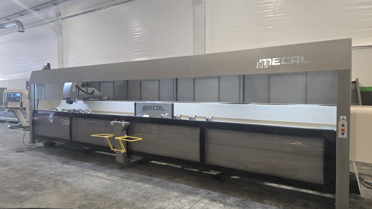 Mecal MC 30 GIANOS TM MMI 4 axes