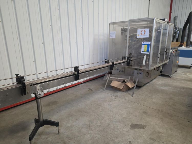 KFVG 4211 Filler rotary filling/screwing/labeling machine