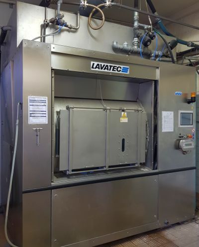 Lavatec LX 355 Barrier Washer Extractor