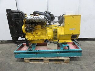 John Deere 4045DF158 Power	36 HP