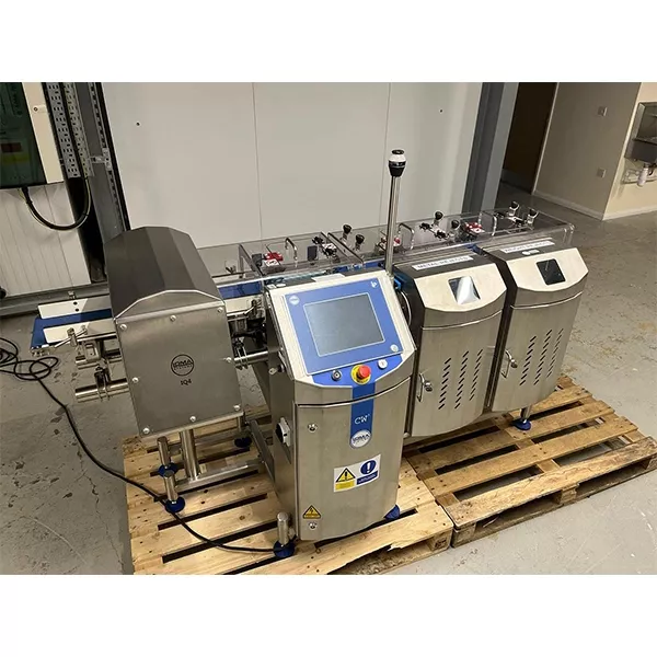 Loma IQ4 Metal Detector / Checkweigher